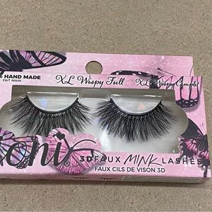 3D faux mink lashes ioni cosmetics